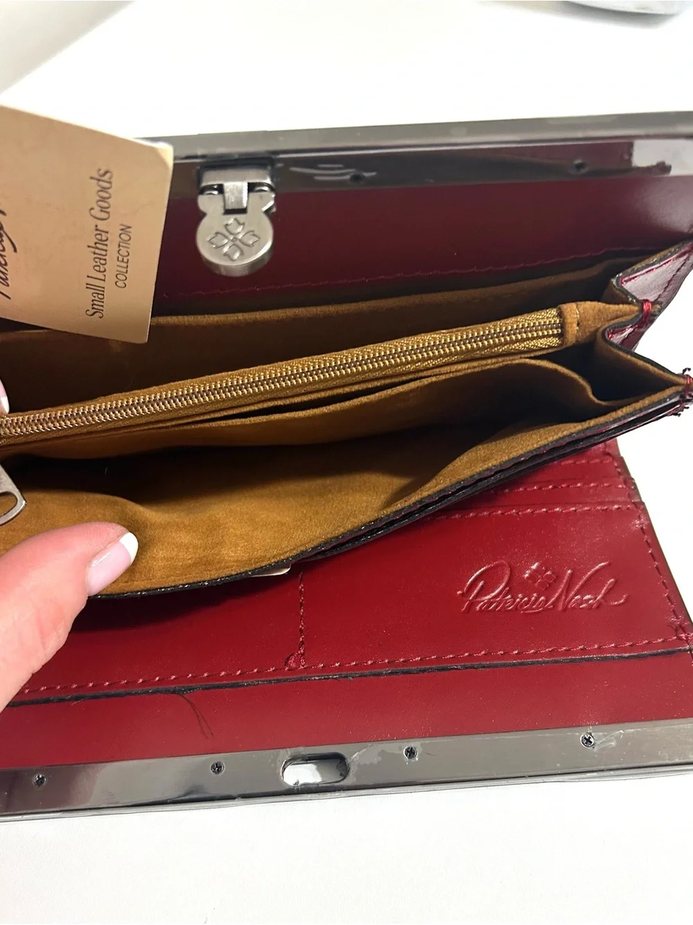 NWT Authentic PATRICIA NASH Cauchy Tooled Leather Wallet, Red Lava Floral - Picture 8 of 11